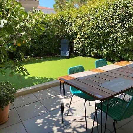 Tres Bel Appartement Contemporain Et Calme Fréjus Exteriör bild